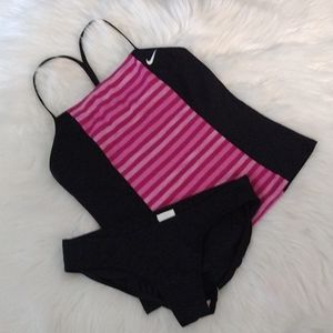 🌊💦Nike 2 piece tankini size Medium💦🌊